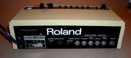 Roland-CR8000